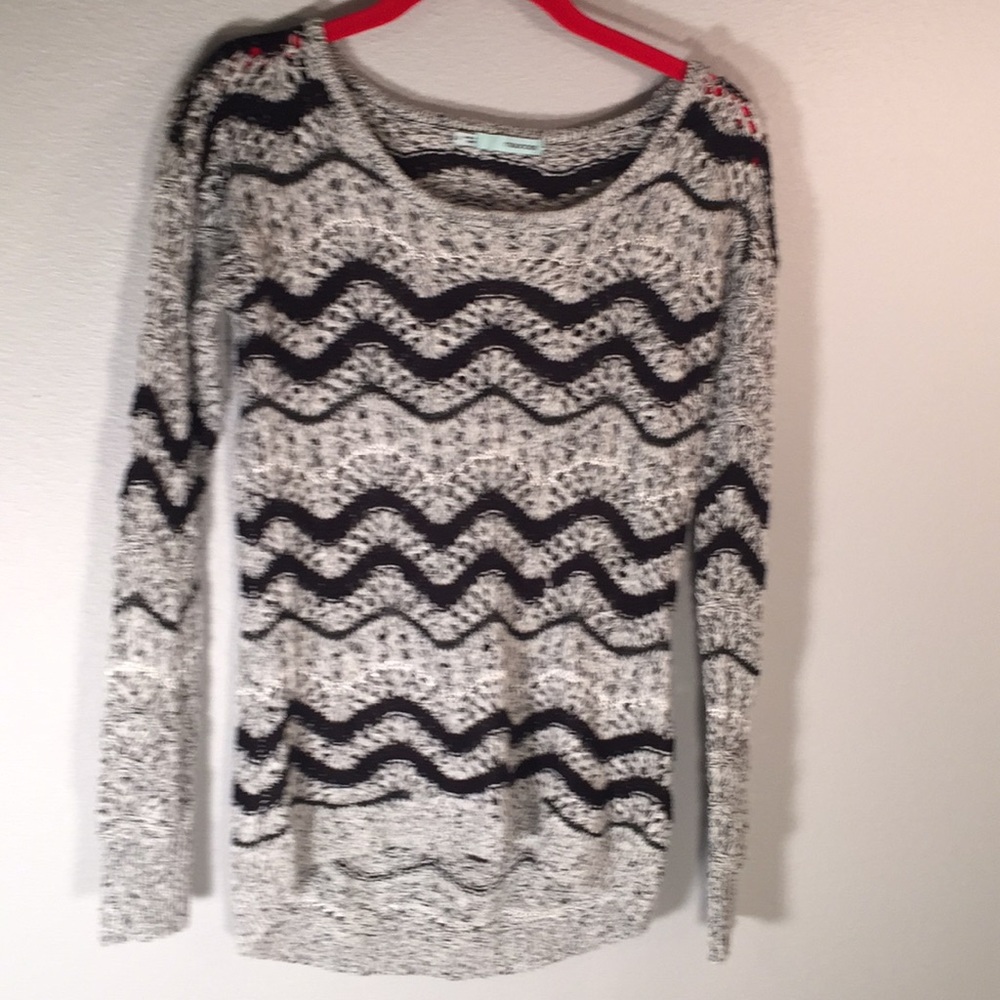 Maurice’s  top size small